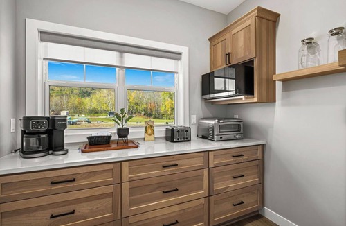 Duluth House | RiverWest Rivers Edge -River View - -Pet Free - Hot Tub