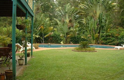 Gilston Bed & Breakfast | Riviera Bed & Breakfast