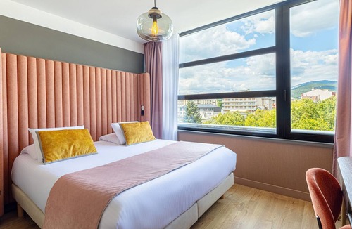 Aix-les-Bains City Center Hotel | Riviera – Hotel, Restaurant & Spa (formerly Golden Tulip Aix les Bains)