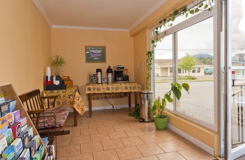 Port Angeles Hotel | Riviera Inn Motel