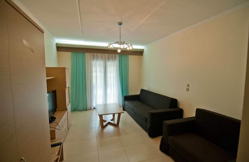 Karavostasi Hotel | Riviera Perdika Hotel
