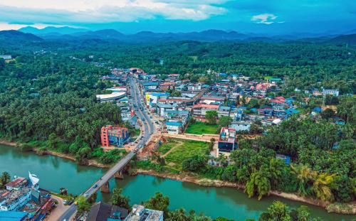Mukkam Hotel | RIVULET River Side Budget Business Class Hotel
