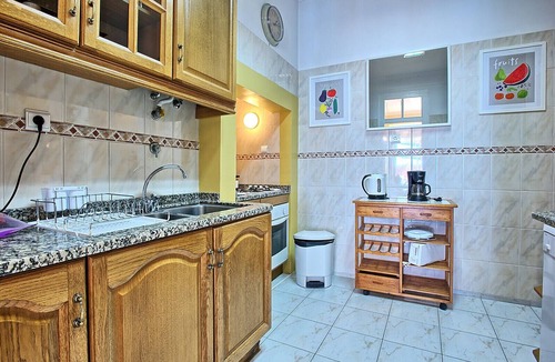 Santo Estevao Apartment | RM7 - Terrace & River View | Alfama | AC | Sleeps 6 | 3 BEDS 2 BATHS | Panteao
