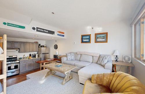 Sunday River Area Apartment | Roadrunner 2 A206