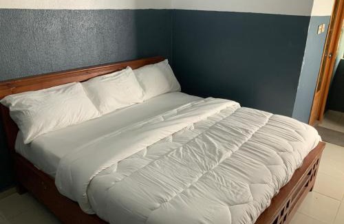 Ikotun Hotel | ROB EMMICs HOTEL