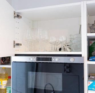Suedviertel Apartment | Rob's Suite - Zentrale Design-Suite am Opernplatz, 2 Zimmer, 2 Bäder und Top-Ausstattung