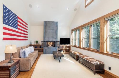 Mountain Village Ski Chalet | Robbers Roost by Exceptional Stays