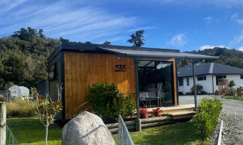 Greymouth Cabin | Robbies Hut