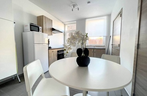 Ransart House | Robert 20 Brussels-charleroi-airport