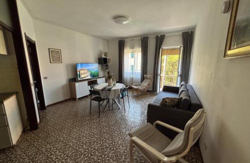 Bellano Apartment | Roberta's House, a few steps from the lake