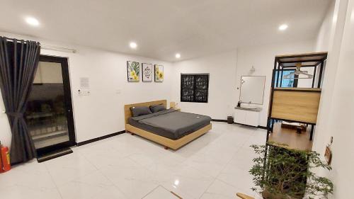 Hue City Centre House | Robin House