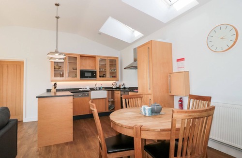 Weston-super-Mare Cottage | Robins Corner