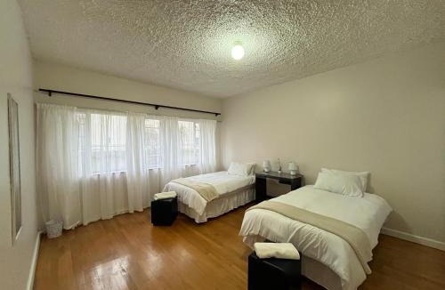 Pollok Beach Apartment | Robridon