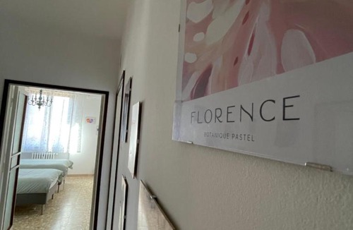 Santa Maria Novella Apartment | Roby Apartment in centro 3 camere 3 bagni