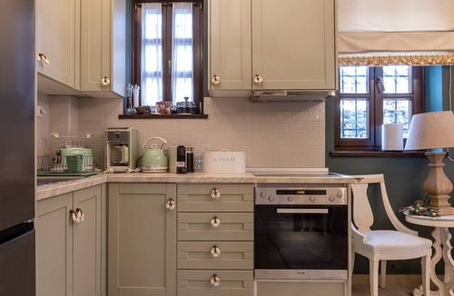 Nymfaio Villa | Rock Dandy La Maison De L’Ours | Top Fireplace Retreat
