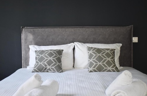 Thissio Apartment | Rock, few steps from Acropolis rocks!