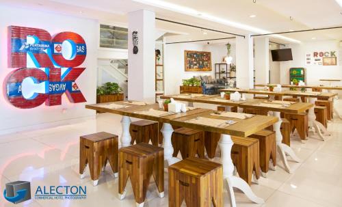 Gubeng Hotel | Rock Hotel