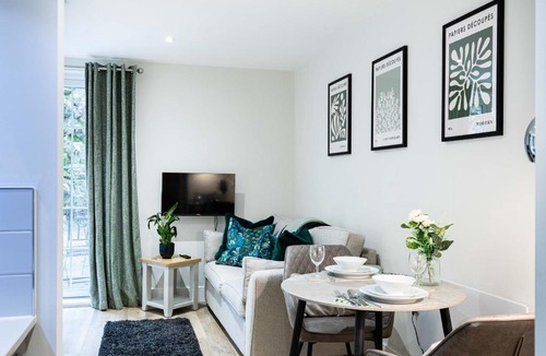 Stoney Middleton Apartment | Rock Mill Studio Apartment 7