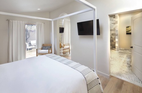 Healdsburg Hotel | Rockhouse Suites