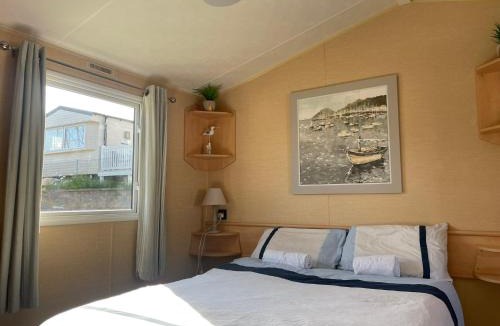 Hamworthy Resort | Rockley Park - Coral