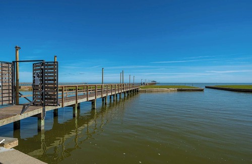 Sailhouse Condo | Rockport Racquet and Yacht Club by Miss Kitty’s