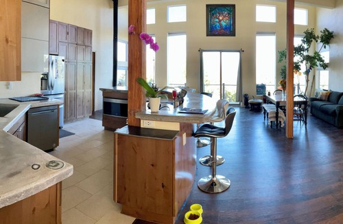 Black Hawk House | Rocky Mountain 3-bedroom house with Spectacular Views and Outdoor Jacuzzi!