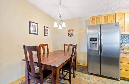 Wildernest Condo | Rocky Mountain Escape with Vista View | Wildernest