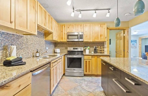 Wildernest Condo | Rocky Mountain Escape with Vista View | Wildernest