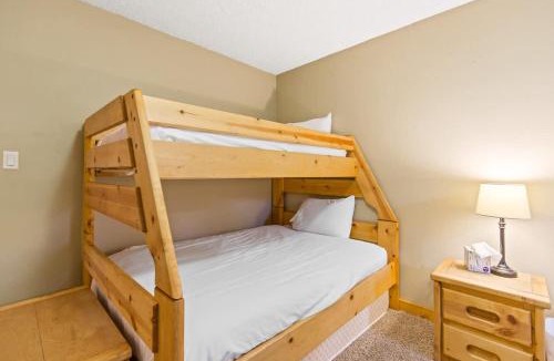 Wildernest House | Rocky Mountain Escape with Vista View - Wildernest