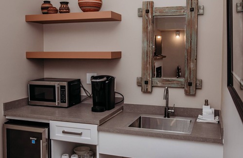 Hinton Bed & Breakfast | RockyMountainView BnB