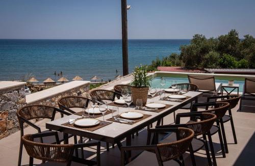 Polirizos Villa | Rodakino Mare,Beachfront & Cretan Meals by etouri