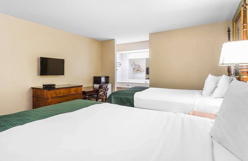 Gracewood Hotel | Rodeway Inn Augusta South