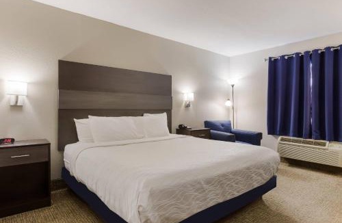 Branson Theater District Hotel | Rodeway Inn Branson, Brick House