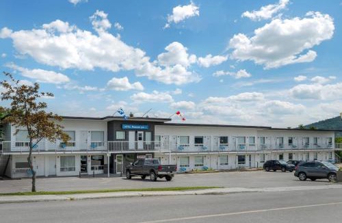 Gaspe Hotel | Rodeway Inn