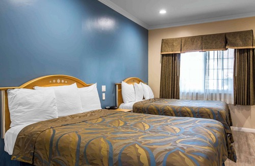 North Broadway Hotel | Rodeway Inn Escondido Downtown