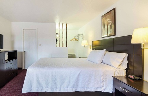 Liberal Hotel | Rodeway Inn Liberal