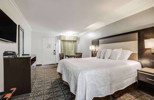 Temecula Hotel | Rodeway Inn Old Town Temecula
