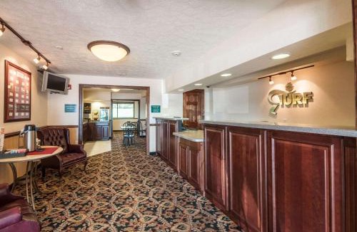Charles Town Hotel | Rodeway Inn & Suites Charles Town
