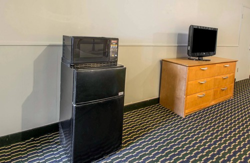Cypress Gardens Hotel | Rodeway Inn & Suites Winter Haven Chain Of Lakes
