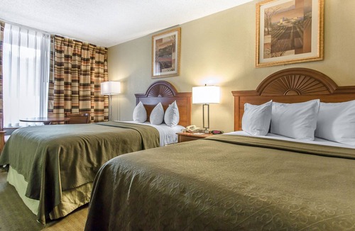 Lawton Hotel | Rodeway Inn
