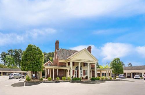 Williamsburg Hotel | Rodeway Inn Williamsburg Historic Area