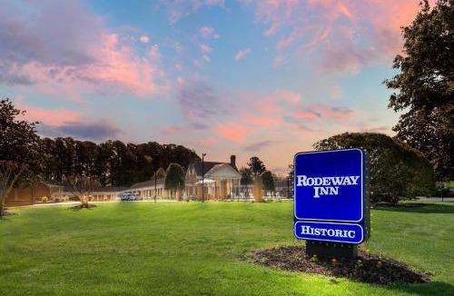 Williamsburg Hotel | Rodeway Inn Williamsburg Historic Area