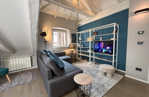 Citta Nuova-Barriera Nuova-San Vito-Citta Vecchia Apartment | Rodolfo Valentino Loft - Trieste Reception