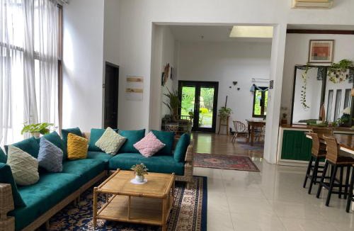 West Cirebon House | Roemah Uli Cirebon
