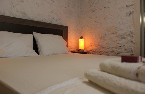 Zaros Apartment | Roes Apartments