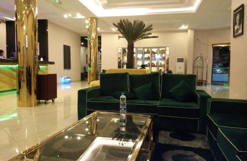 Oshodi-Isolo Hotel | Rollace Hotel