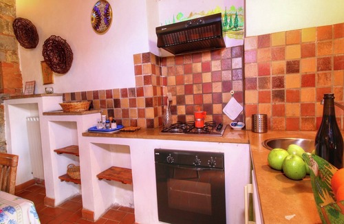 Castiglione d'Orcia House | Rolling farmhouse of Val d'Orcia