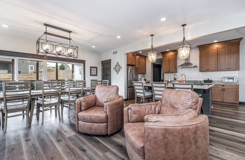 The Galena Territory House | Rolling Green on Genessee Trail