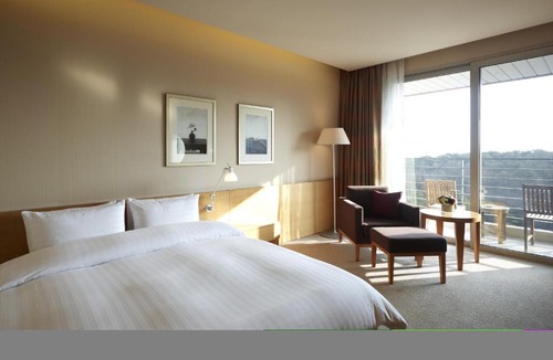 Hwaseong Hotel | Rolling Hills Hotel