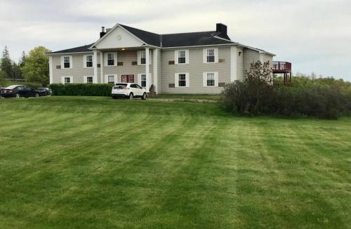 Souris Hotel | Rollo Bay Inn